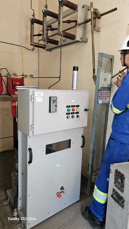 Manutenção em cabine primária​