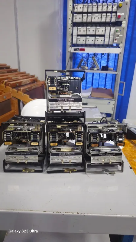 Relé de proteção de transformadores